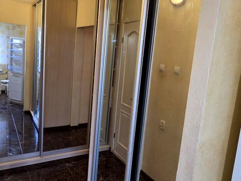 квартира за адресою Ревуцького вул., 13