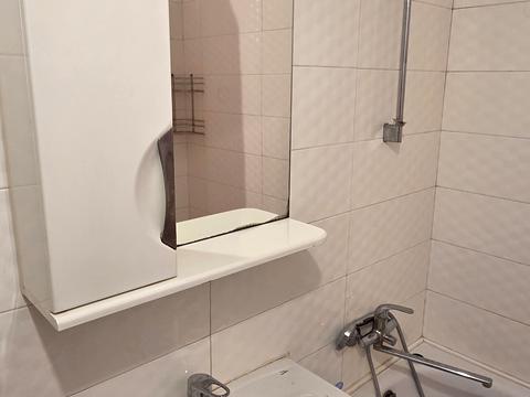 квартира за адресою Ревуцького вул., 13