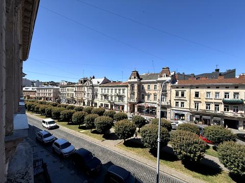 комерційна за адресою Тараса Шевченка просп., 11