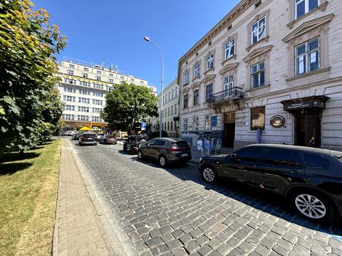 комерційна за адресою Тараса Шевченка просп., 11