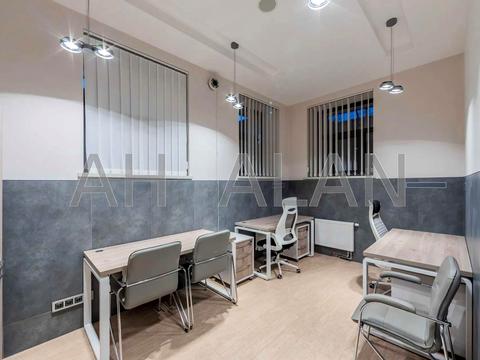 комерційна за адресою Воздвиженська вул., 22