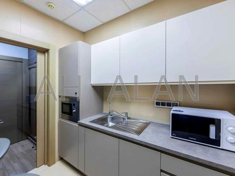 комерційна за адресою Воздвиженська вул., 22