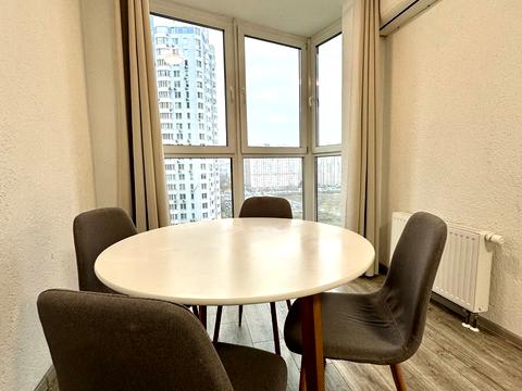 квартира за адресою Драгоманова вул., 2-Б