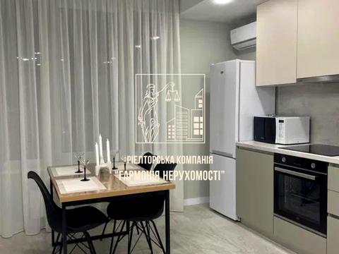 квартира за адресою Дніпровська набережна вул., 20-А