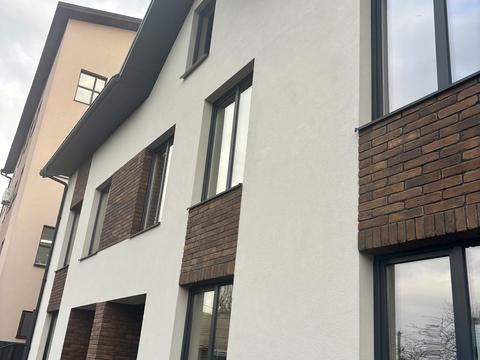 будинок за адресою Центральна вул. (Чапаєва), 37