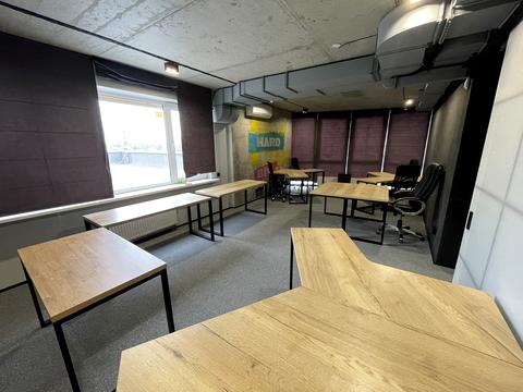 комерційна за адресою Валерія Лобановського просп., 150-Б