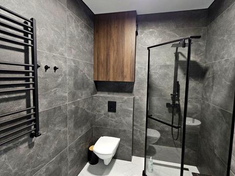 будинок за адресою Місячна вул.