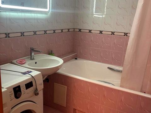 квартира за адресою Рональда Рейгана вул., 3