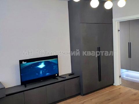 квартира за адресою Київ, Олеся Бердника вул., 1-Д