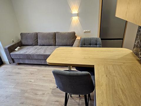 квартира за адресою Вчительська вул., 16