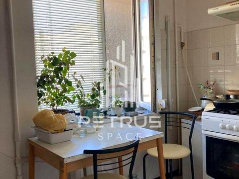 квартира за адресою Братиславська вул., 36/2