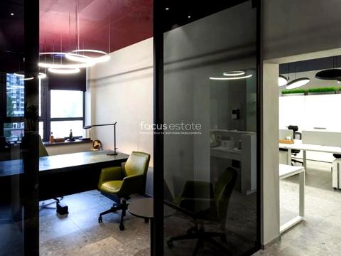 комерційна за адресою Євгена Коновальця вул. (Щорса), 36-А