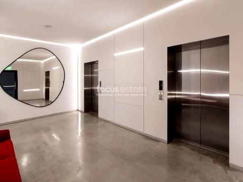 комерційна за адресою Євгена Коновальця вул. (Щорса), 36-А