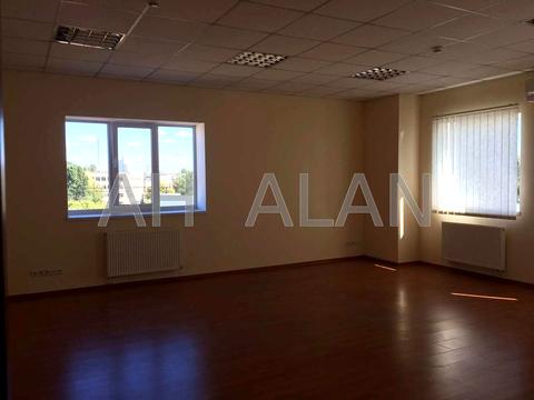 комерційна за адресою Вікентія Хвойки вул., 21