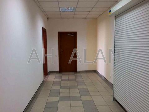 комерційна за адресою Вікентія Хвойки вул., 21