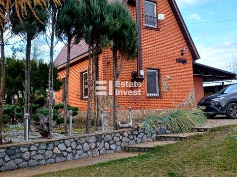 будинок за адресою с. Артюхівка, Дружби