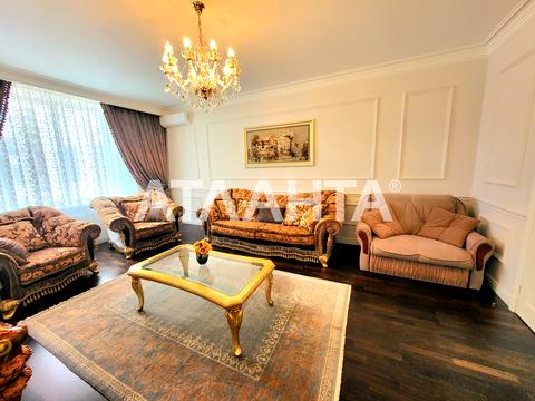 квартира за адресою Літературна вул., 12