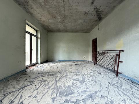 квартира за адресою Львів, Таджицька вул., 1