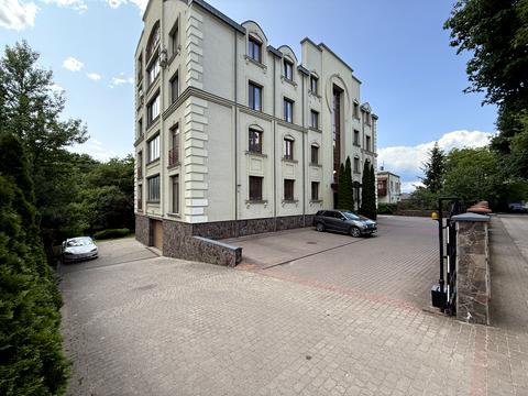 квартира за адресою Львів, Таджицька вул., 1