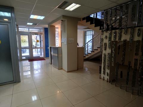 коммерческая по адресу Героев Небесной Сотни майдан пл. (Руднева), 14а