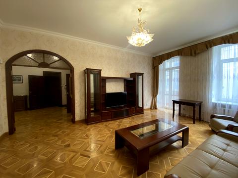 квартира за адресою Ярославів Вал вул., 14-Г