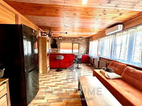 дом по адресу Броварська