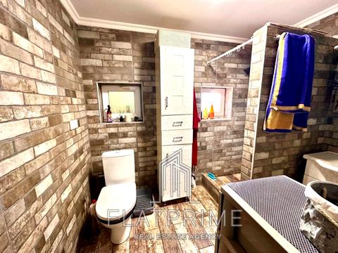 дом по адресу Броварська