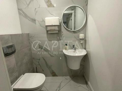 комерційна за адресою Джона Маккейна вул. (Івана Кудрі), 3-А