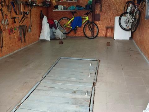 паркоместо по адресу Ньютона ул., 94