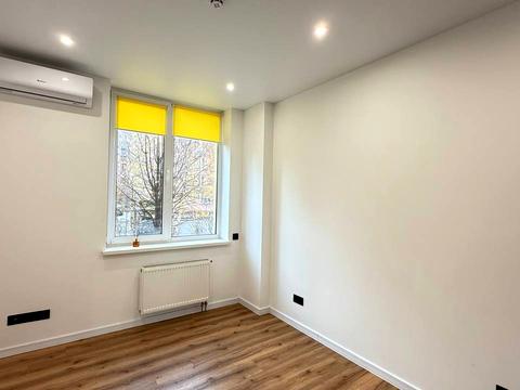 комерційна за адресою Регенераторна вул., 4 к14