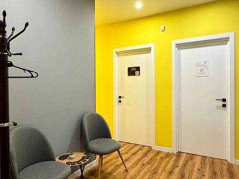 комерційна за адресою Регенераторна вул., 4 к14