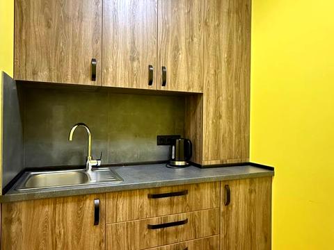 комерційна за адресою Регенераторна вул., 4 к14