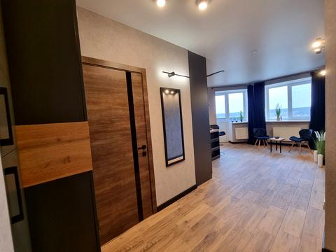 комерційна за адресою Євгена Харченка вул. (Леніна), 47б