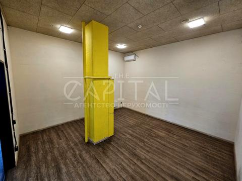 комерційна за адресою Київ, Борщагівська вул., 154