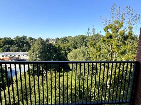 квартира за адресою Леоніда Перфецького вул., 8А