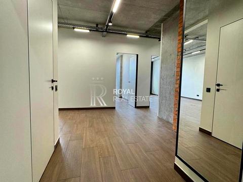 комерційна за адресою Дніпровська набережна вул., 15-К