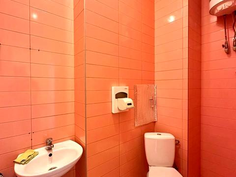 комерційна за адресою Авіаконструктора Ігоря Сікорського вул. (Танкова), 1