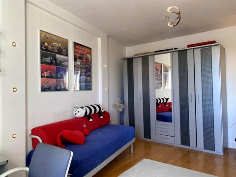 квартира по адресу Голосеевский просп. (40-летия Октября), 68