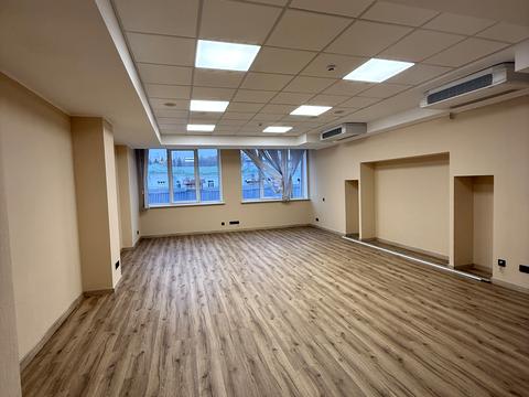 комерційна за адресою Велика Васильківська вул. (Червоноармійська), 57/3