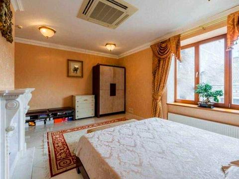 квартира по адресу Олеся Гончара ул., 14/26