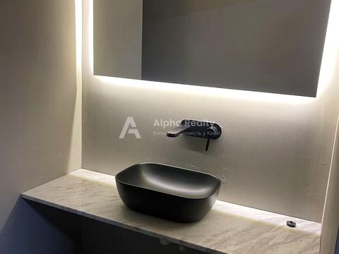 коммерческая по адресу Calle Dilova ул. (Димитрова), 2-Б