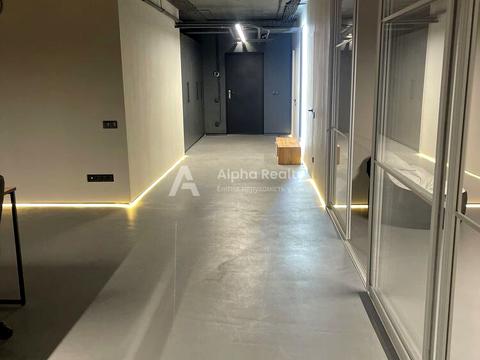 коммерческая по адресу Calle Dilova ул. (Димитрова), 2-Б