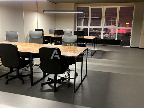 коммерческая по адресу Calle Dilova ул. (Димитрова), 2-Б