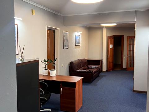 комерційна за адресою Тіниста вул., 15