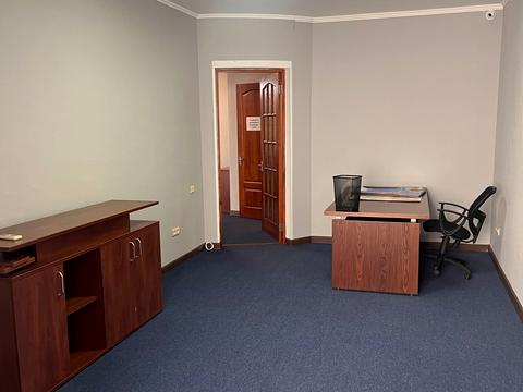 комерційна за адресою Тіниста вул., 15