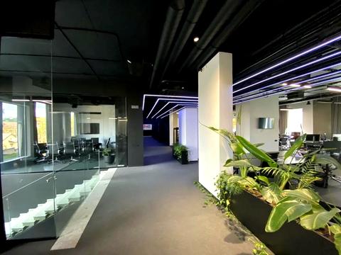 коммерческая по адресу Антоновича ул. (Горького), 74