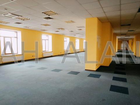 комерційна за адресою Володимира Сосюри вул., 6