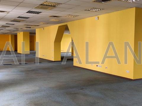 комерційна за адресою Володимира Сосюри вул., 6