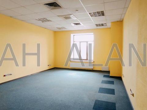 комерційна за адресою Володимира Сосюри вул., 6