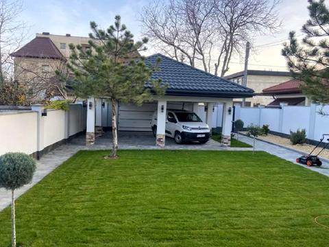 будинок за адресою Дениса Максишка вул. (Марії Демченко)